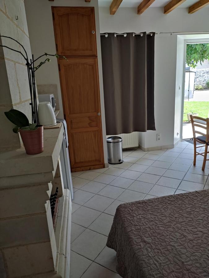 Chambre La Loire La Dagueniere Bagian luar foto