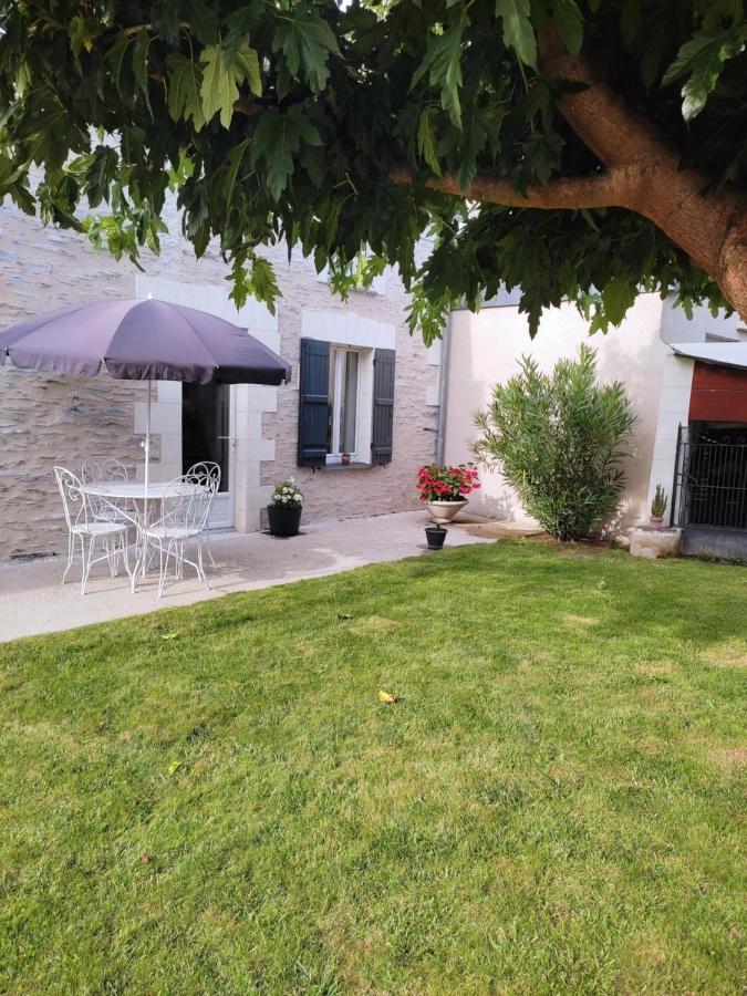 Chambre La Loire La Dagueniere Bagian luar foto